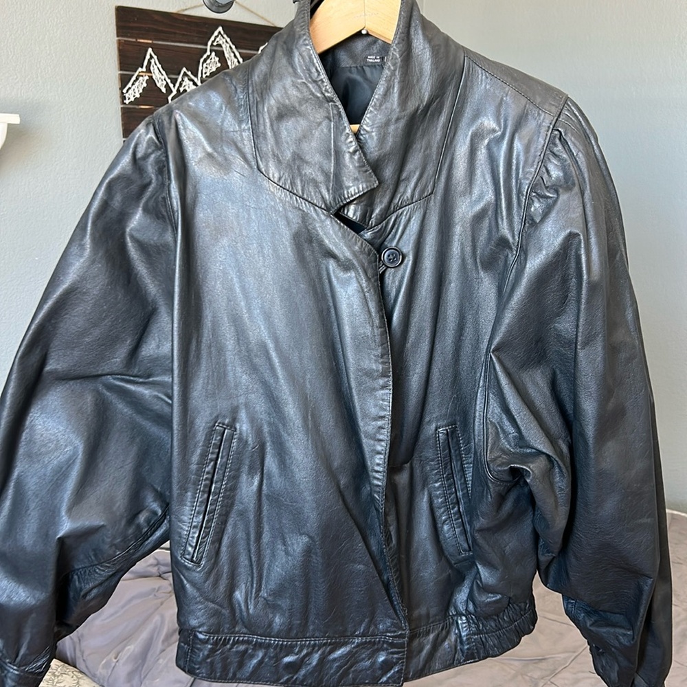 Fidelity genuine leather retro 90’s leather jacket. Women’s 13/14